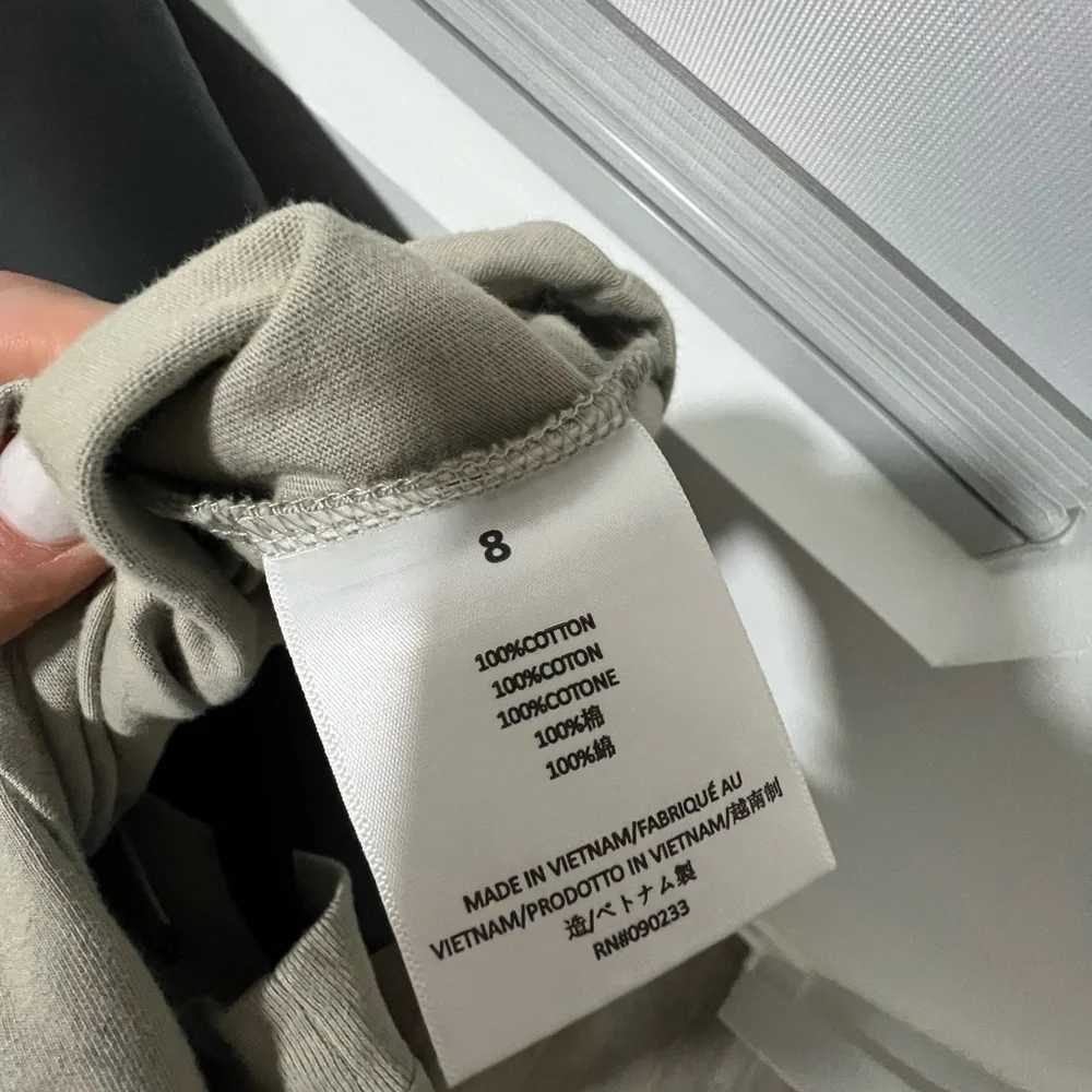 Essentials t-shirt - Picture 4 of 4